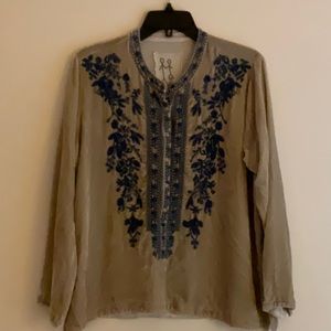 Johnny Was Khaki Velvet Top XS w Navy Embroidery